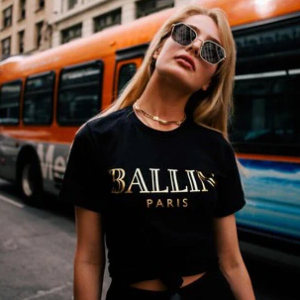 NWT Alex & Chloe Ballin Paris T-shirt